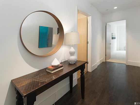 3rd image of 818 Van Ness Ave #402