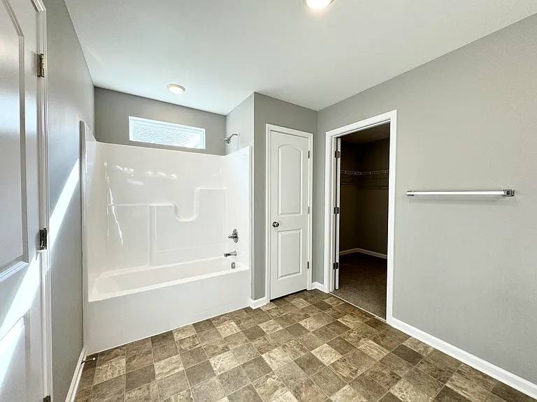 8077 Driftwood Loop — Photo 22