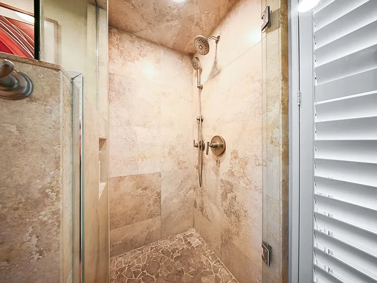 2895 Kalakaua Ave #1509 — Photo 23