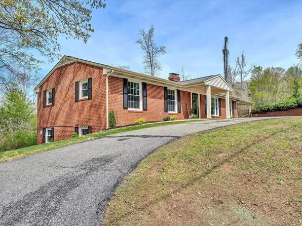 731 Bassett Heights Rd, Bassett, VA 24055
