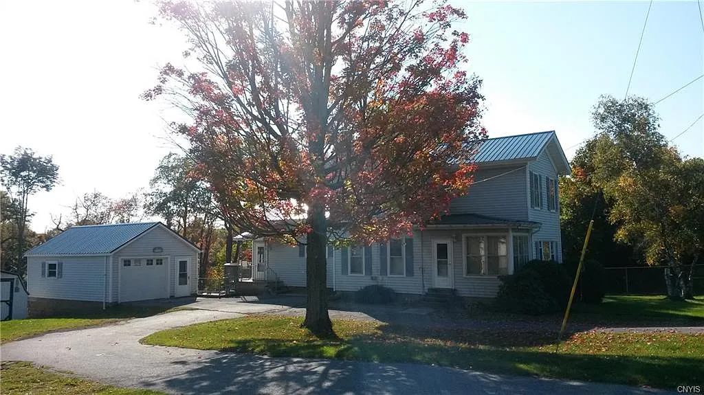 157 Salisbury St photo 1