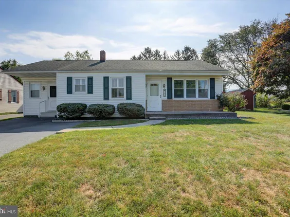 309 S Oller Ave, Waynesboro, PA 17268