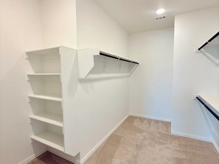 1210 Daybreak Dr — Photo 23