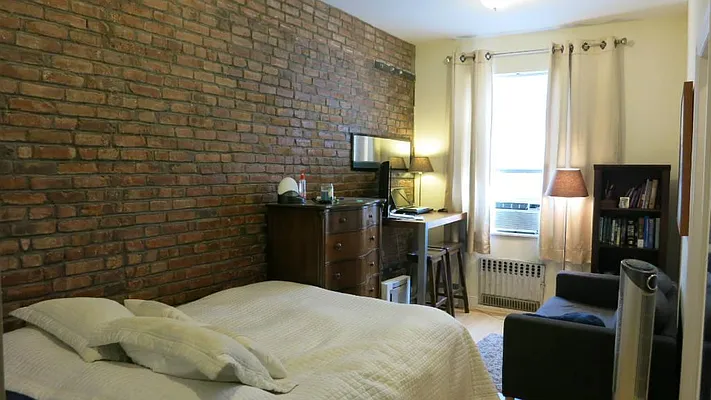 Rented by FirstService Realty (legacy) | media 1