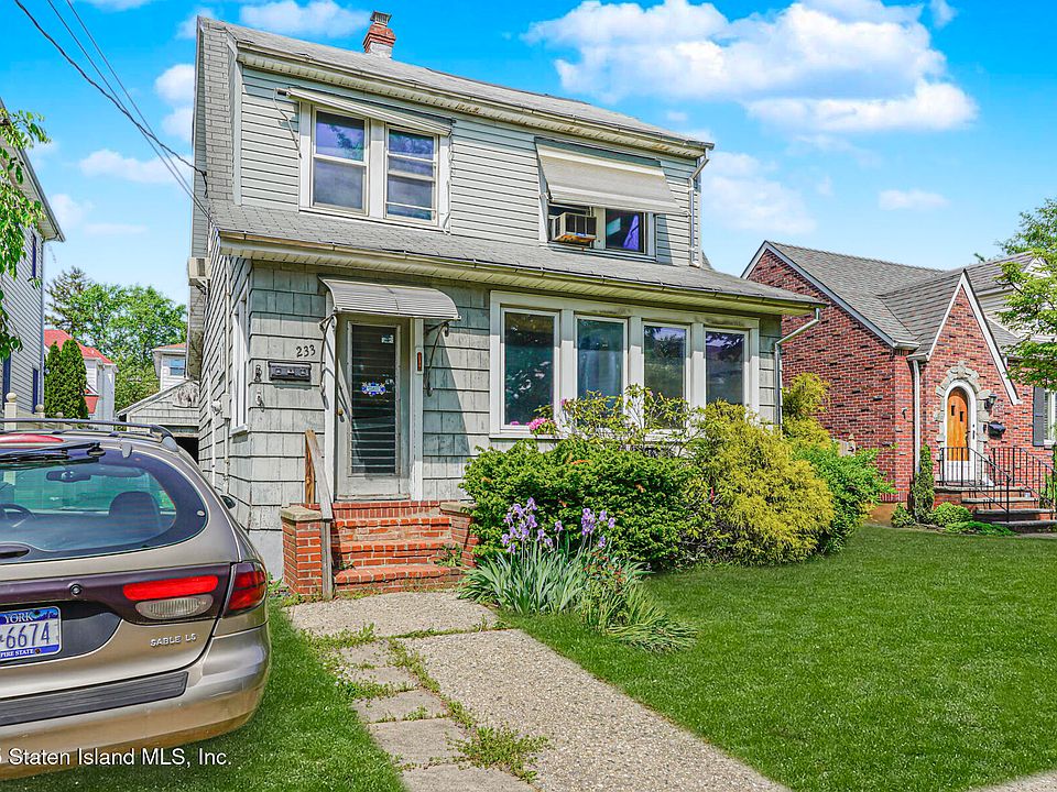 2nd image of 233 Locust Ave