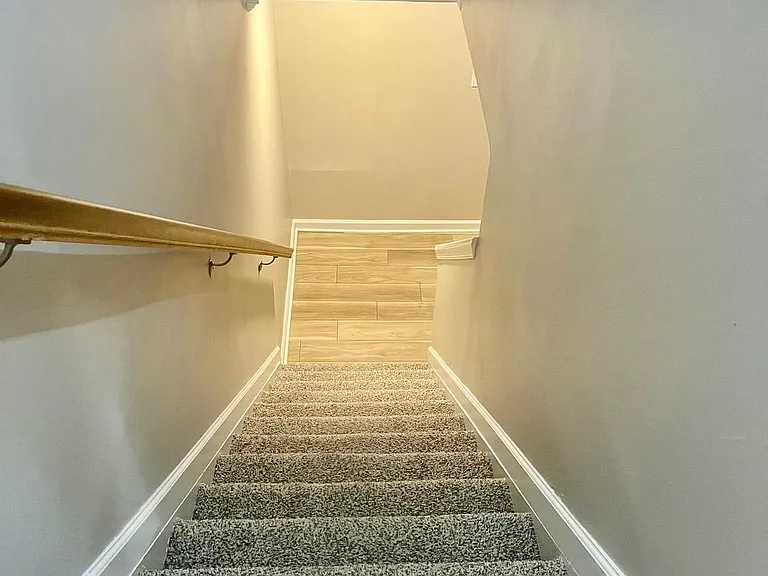 9 Grants Ct — Photo 27