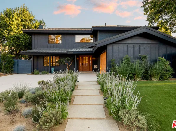 22824 Margarita Dr, Woodland Hills, CA 91364