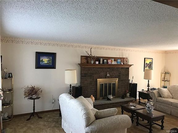4th image of 88 Bywater Dr