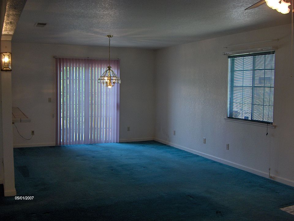 2nd image of 2609 Roeding Rd