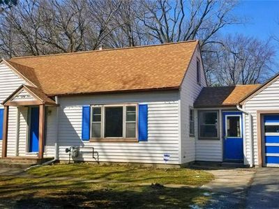 284 Eaton Rd, Rochester, NY, 14617