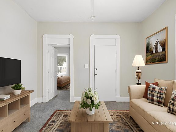 2nd image of 1343 Edgemont Ave