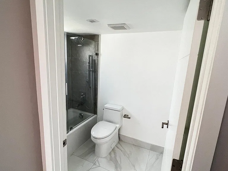 730 Coral Way #302 — Photo 33