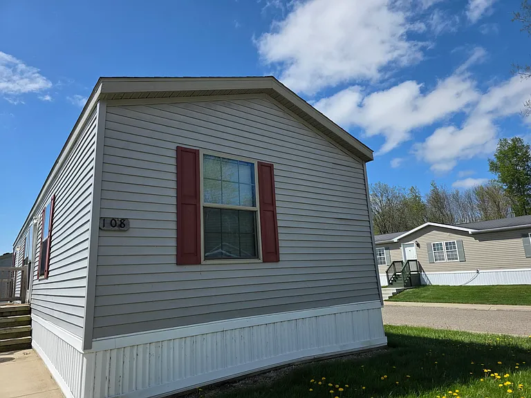 108 Ashford Dr — Photo 7