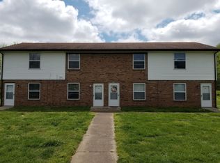 1251 Stateline Rd, Oak Grove, KY 42262