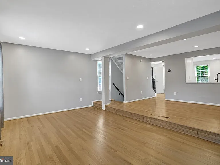 6063 Hydrangea Dr — Photo 16