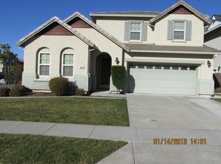2401 Foxcroft Cir, Roseville, CA 95747