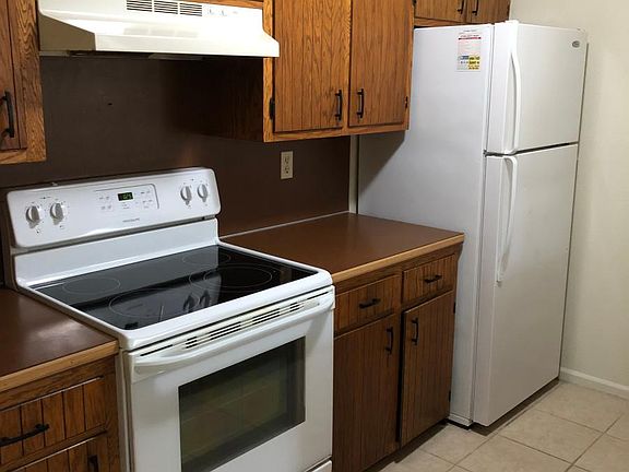 3rd image of 2739 Kragspough Ct #2743