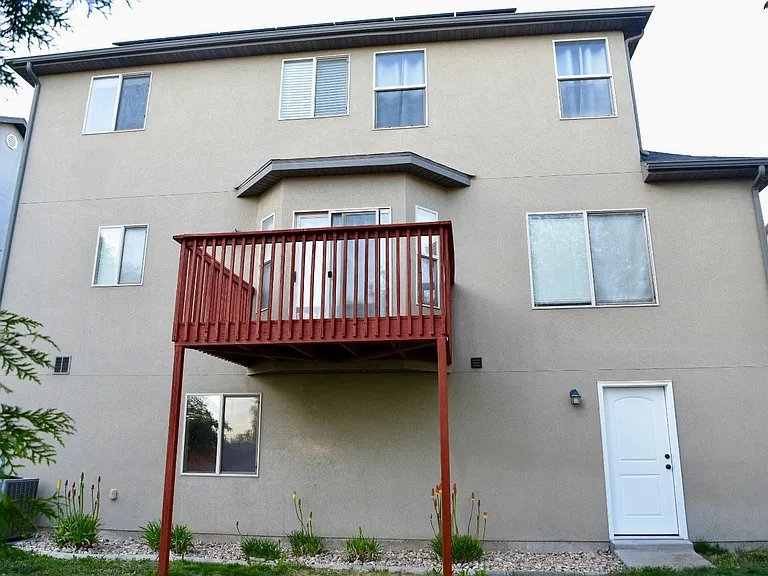 1034 Cinnamon Ridge Ln — Photo 4