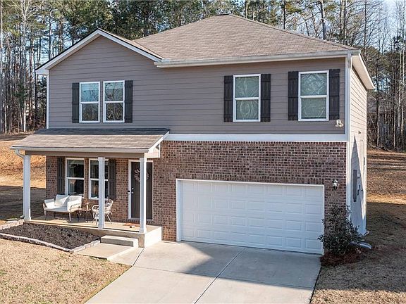 3rd image of 294 Muskogee Dr