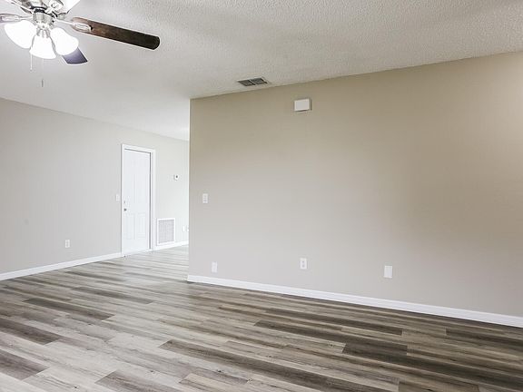 4th image of 1849 SE Mandrake Circle