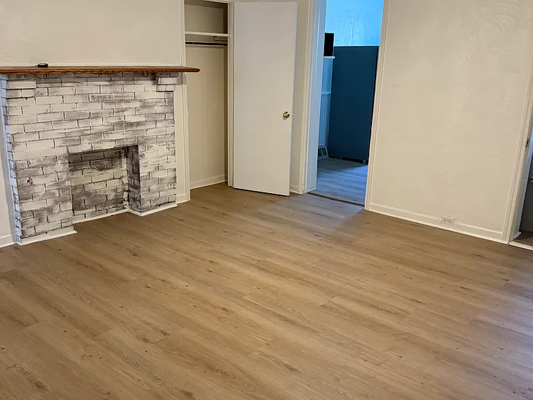 135 Pearl St #1 — Photo 4