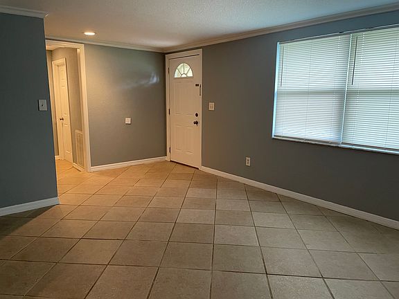 2nd image of 6715 Parkside Dr