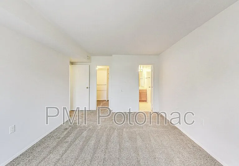 18600 Walkers Choice Rd #1 — Photo 18