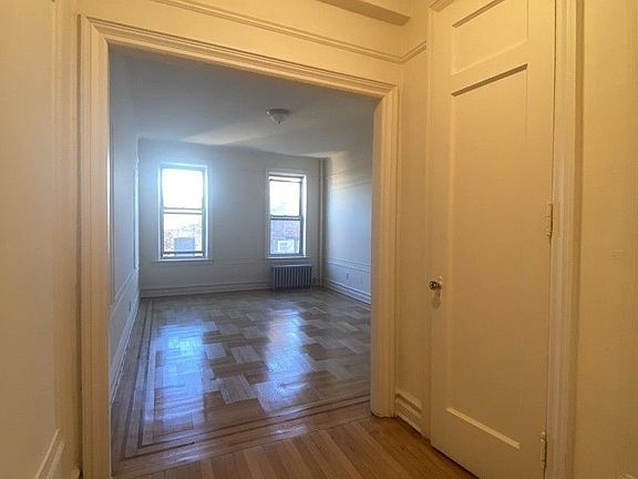 4th image of 6925 4th Ave #3E