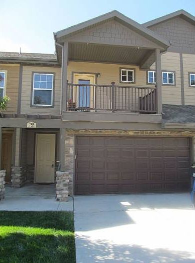 1st image of 755 W Club Oaks Dr