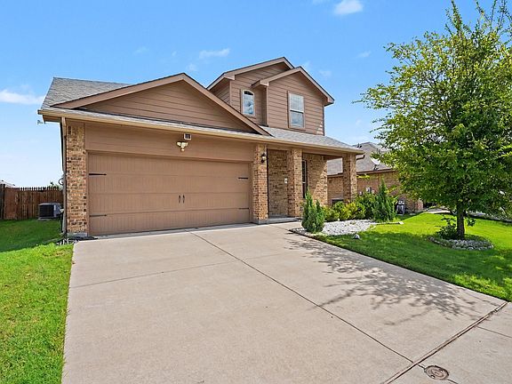 2nd image of 2728 Gains Mill Dr