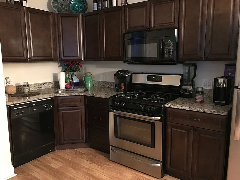 1800 S 18th St #2R — Photo 10