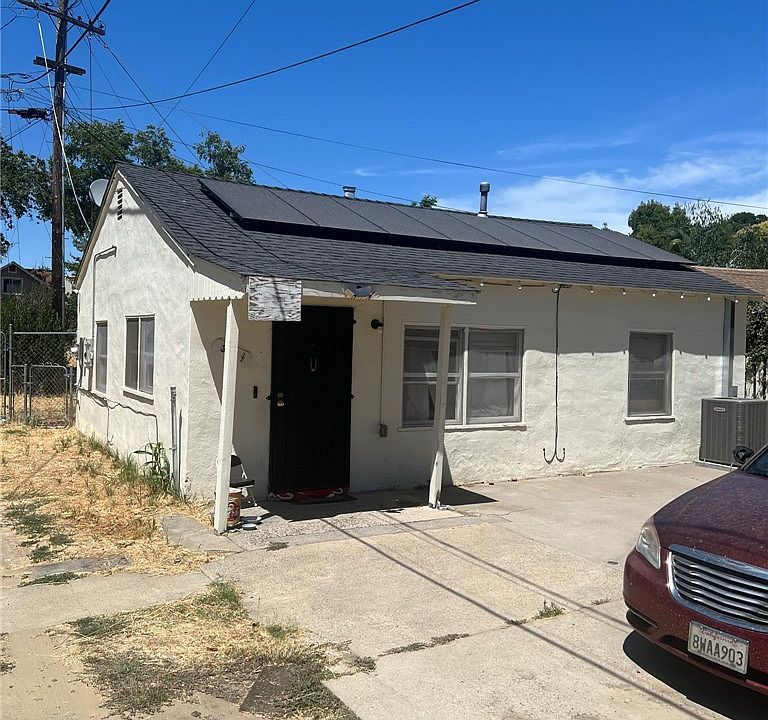 1st image of 2381 Gibson St