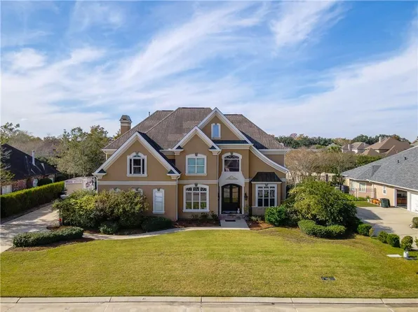 208 Lilly Bank Dr, Belle Chasse, LA 70037