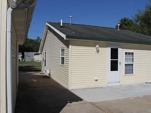 3rd image of 501 Pattie Ave