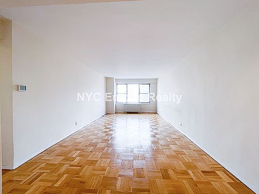 1st image of 33 Greenwich Ave APT 8J