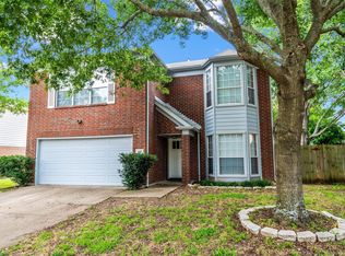 412 Sierra Way, Cedar Hill, TX 75104
