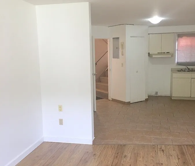 88 Talbot Rd W #1 — Photo 9