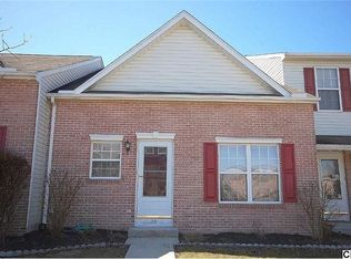25 Nathan Dr, Enola, PA 17025