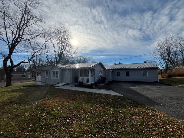 3225 Old Forge Hill Rd