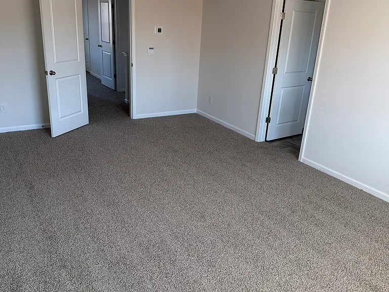 670 Hollyrose Cir — Photo 15