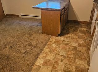 Caraville Apartments, Des Moines, IA 50312