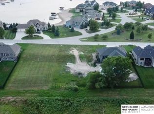 815 S 243rd St, Waterloo, NE 68069