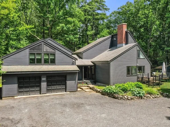 115 Parmenter Rd, Framingham, MA 01701