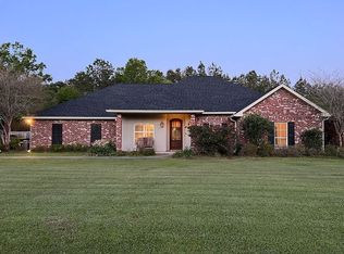 40118 Azalea Dr, Ponchatoula, LA 70454