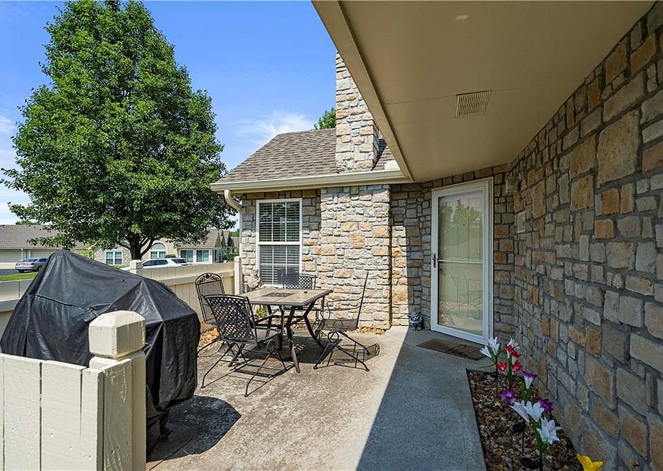 6017 NE Kensington Ct, Lees Summit, MO 64064 Zillow