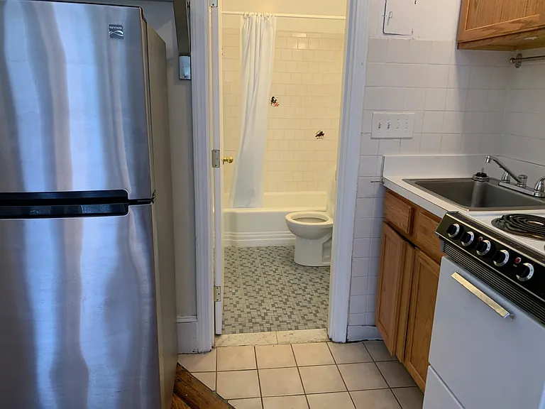 307 Beacon St #2 — Photo 9