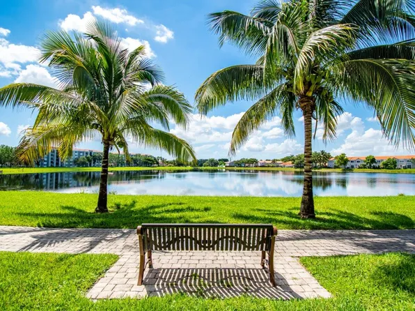 Legacy Lake Vista