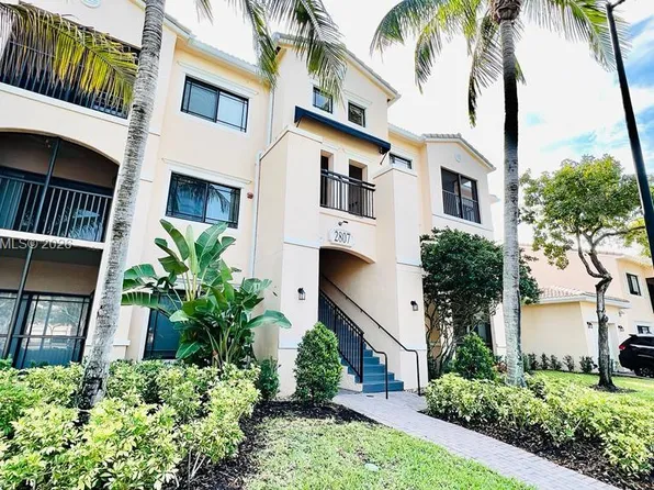2807 Veronia Dr APT 201, Palm Beach Gardens, FL 33410