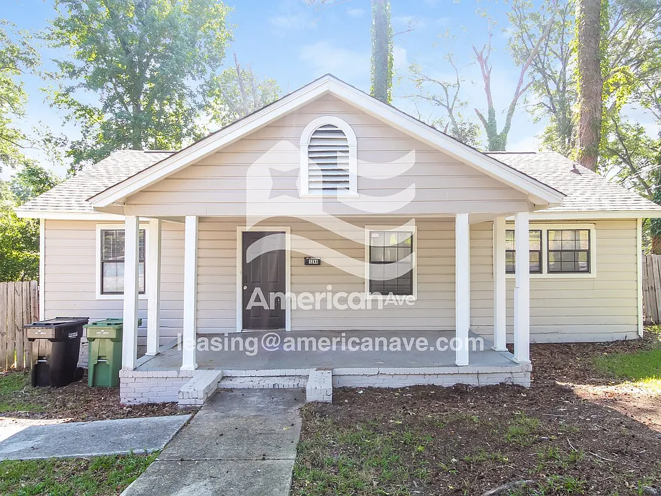 1244 Briarwood Ave