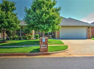 13200 SW 2nd St, Yukon, OK 73099